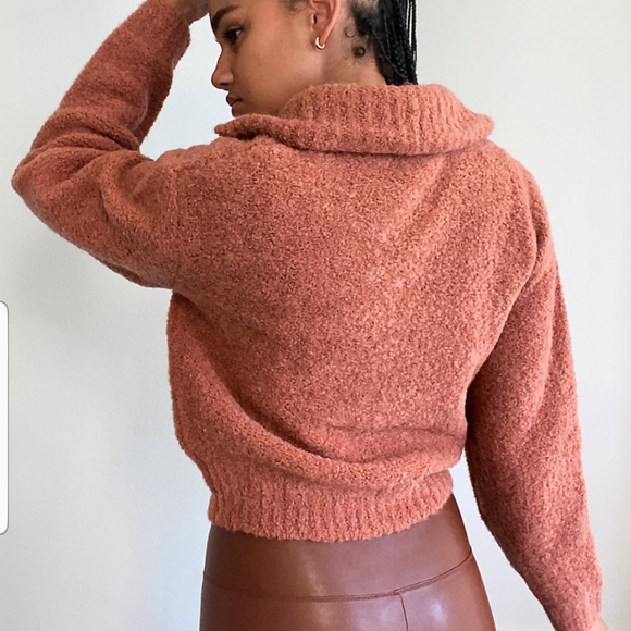 WILFRED FREE ARITZIA Brown Marilyn Cropped Alpaca Sweater - Picture 2 of 12